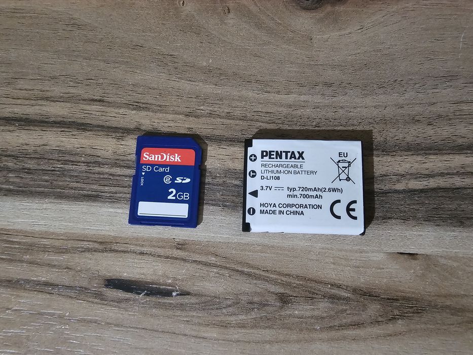 Pentax Optio M90 – дигитална камера + оригинална батерия + SD карта