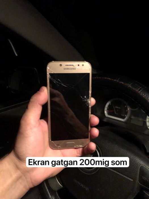 Telefon sotiladi aybi ekran qoyish garak