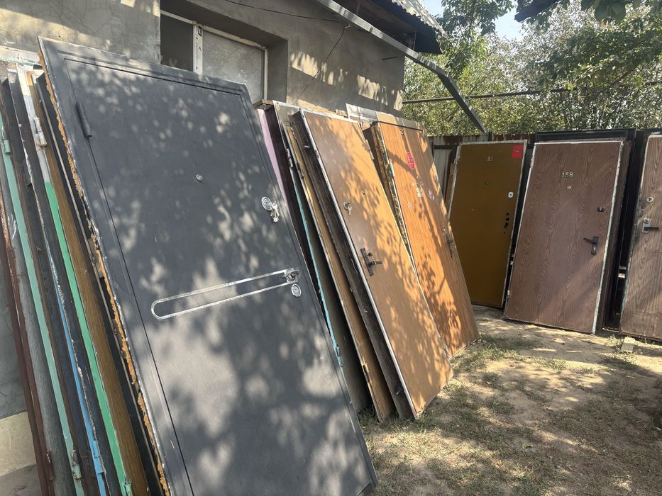 Продам входные железные двери