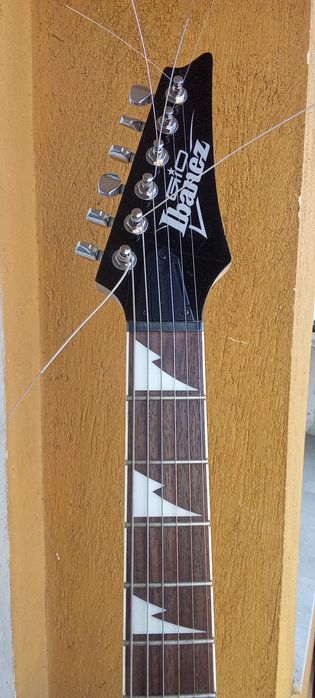 Електрическа китара IBANEZ