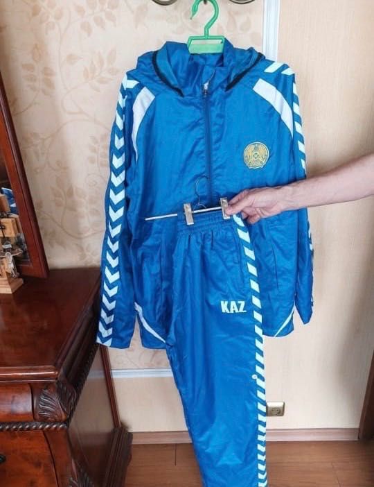 Спортивные костюмы Казахстана
