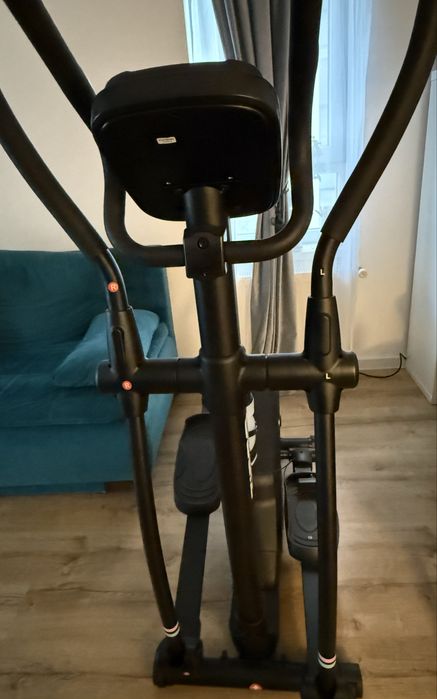 Vand bicicleta eliptica ZIPRO HEAT WM IConsole