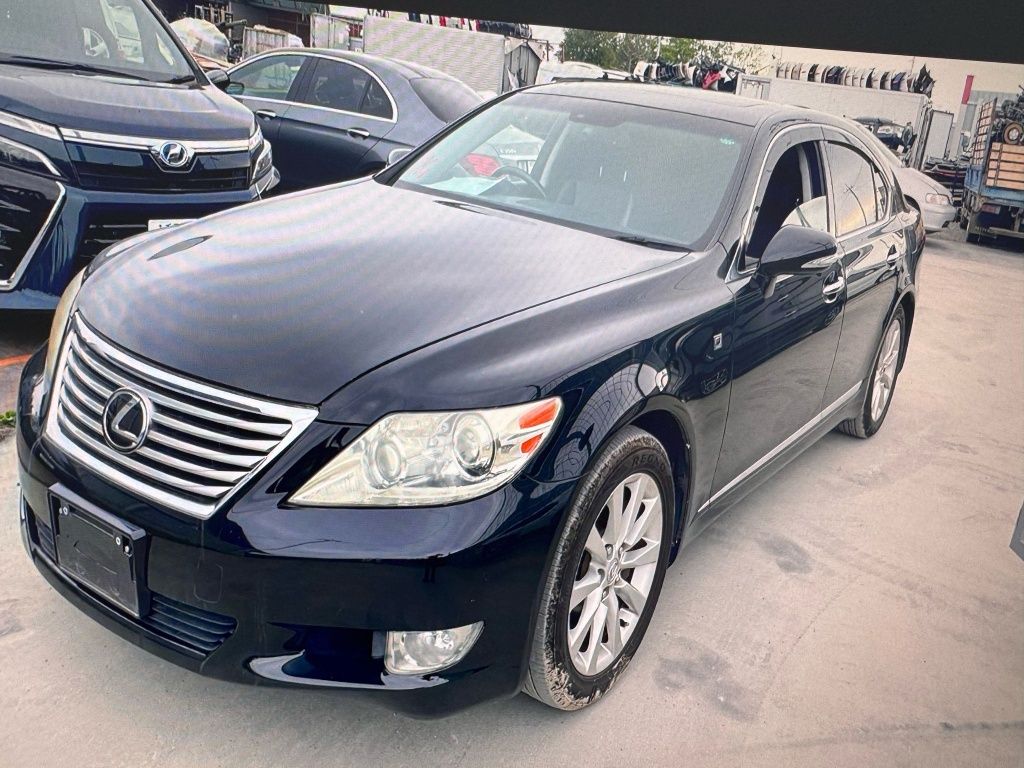 Комплект РЕСТАЙЛИНГ LS460 оригинал