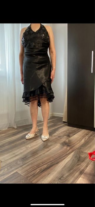 Vand rochie eleganta de ocazie / de seara