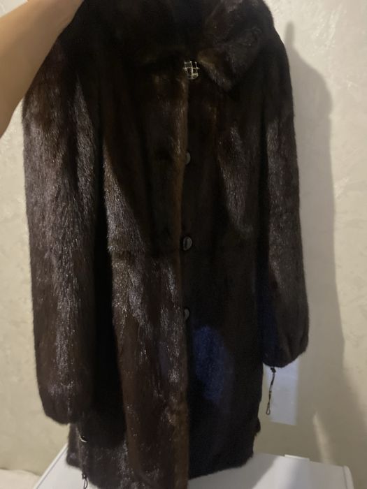 Продам норковую шубу