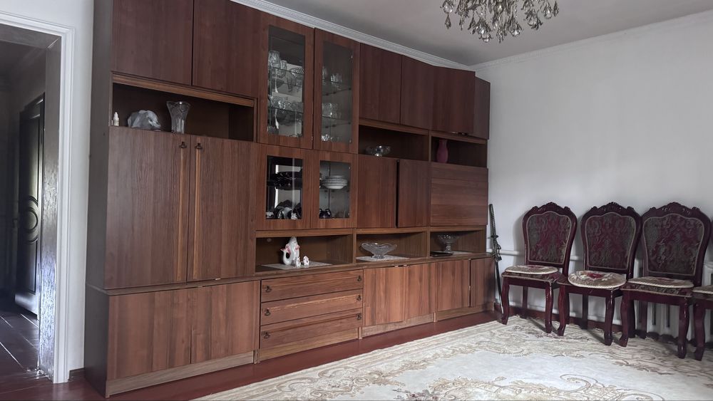 Продам стенку срочно