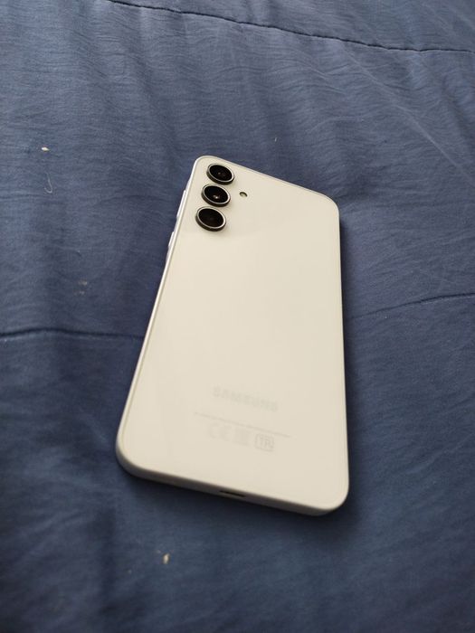 Samsung A 35 5g в идиале