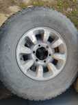 255/70R15 maxtrek maxxis
