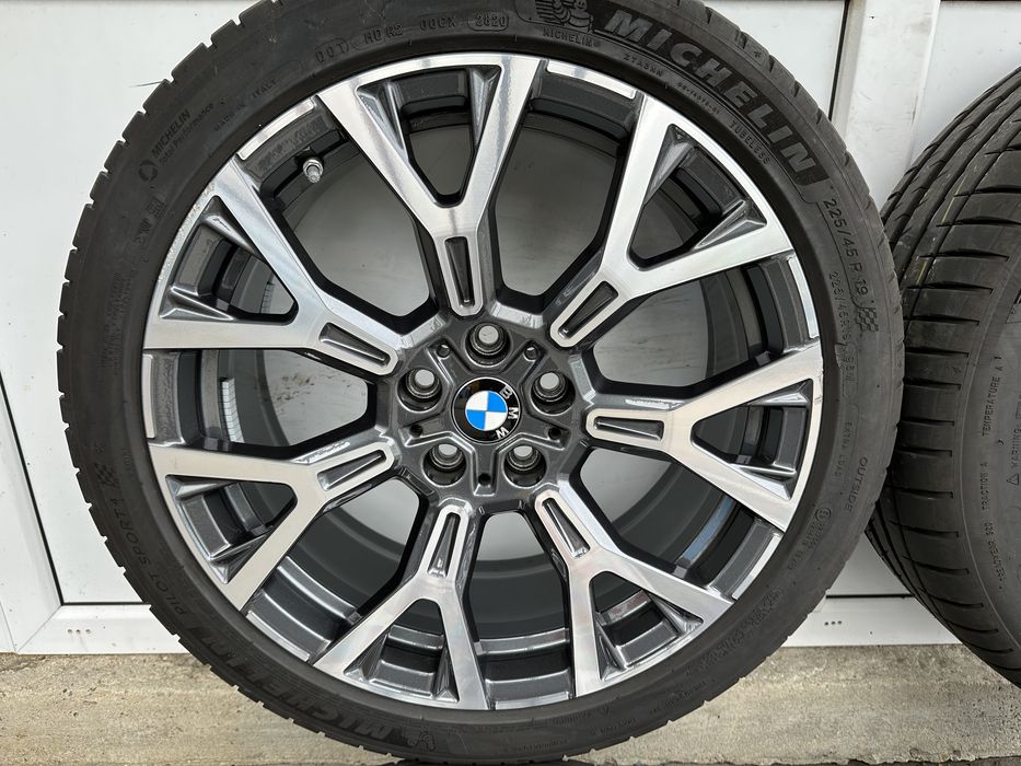 Jante Originale BMW R19 X1 F48 X2 Seria3 G20 Seria4 cu vara