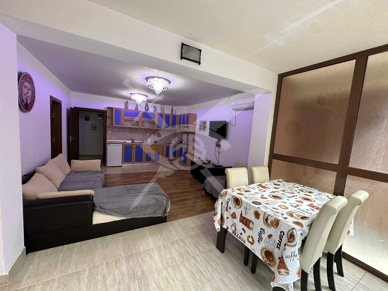 Продава се Тристаен апартамент в Поморие - 106 кв.м за 1180 €/кв.м - Снимка #2