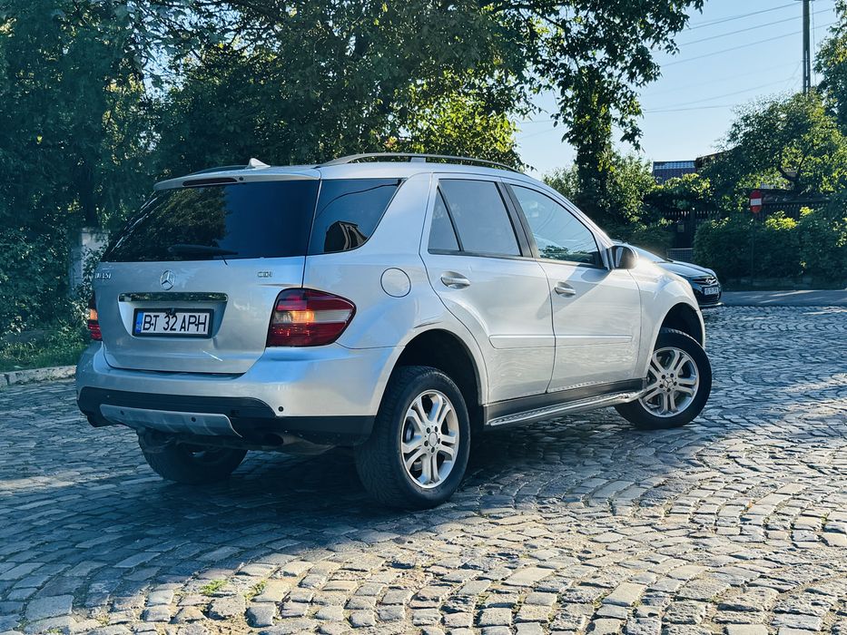 Vânb Mercedes ML 320 autoutilitara