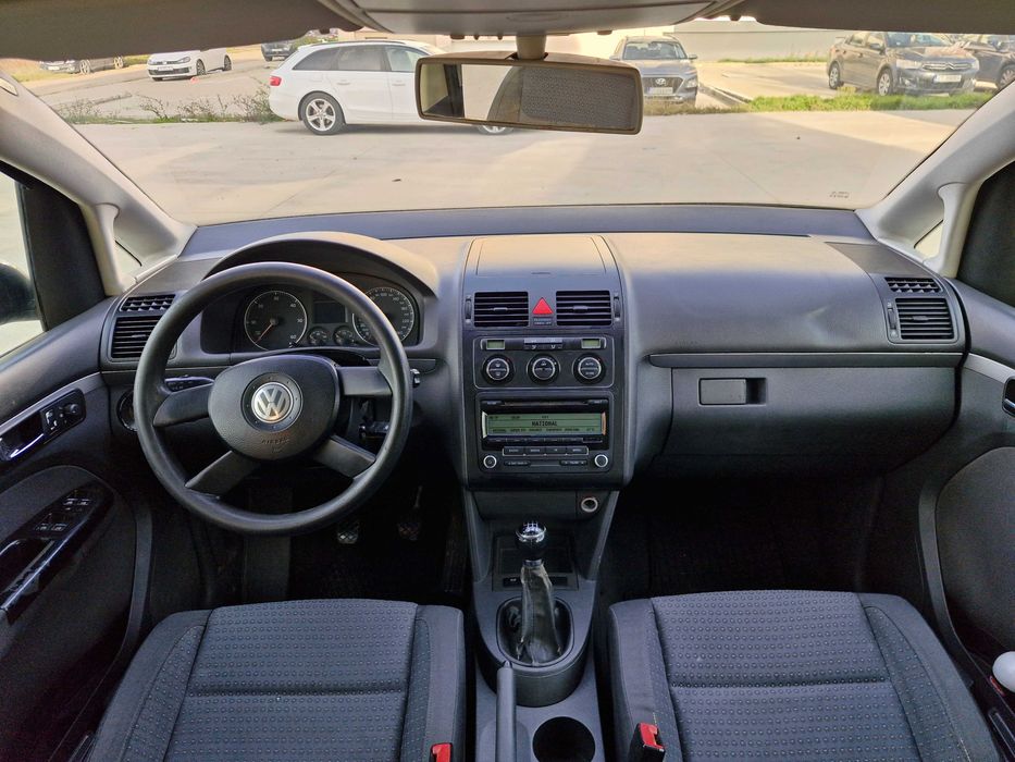 Volkswagen Touran 1.9 TDI 105 cai BKC  2005