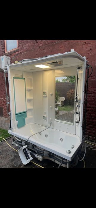 Vand cada cu hidromasaj si sauna 170/70