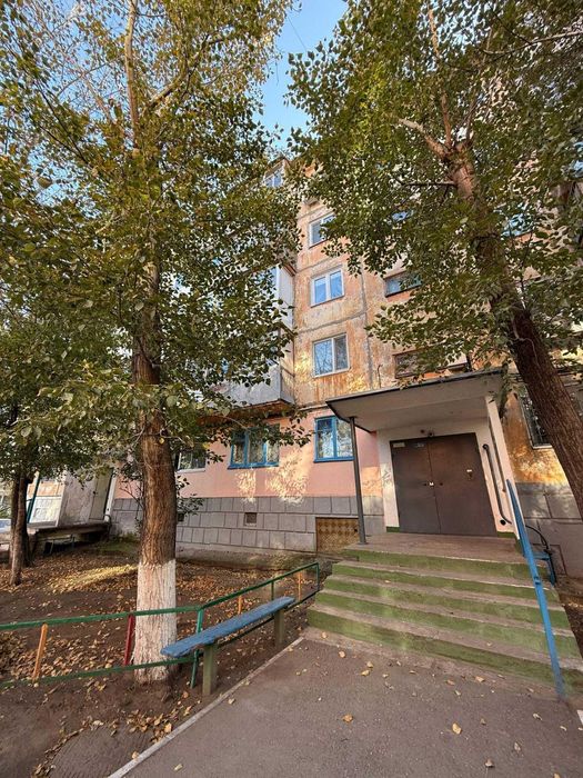 3 х комнатная квартира КСК ( Солнечный)