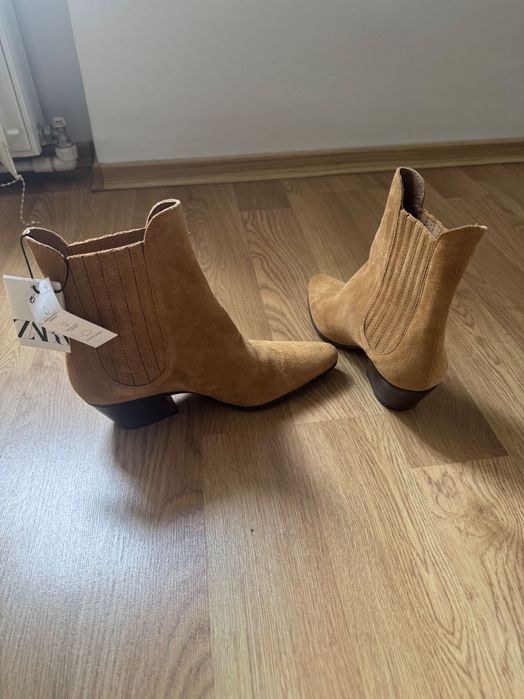 Vând botine dama Zara noi