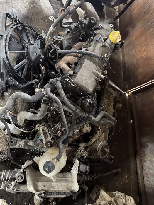 Motor+cutie Dacia Logan 1 din 2008, 1.4 benzina 250.000km