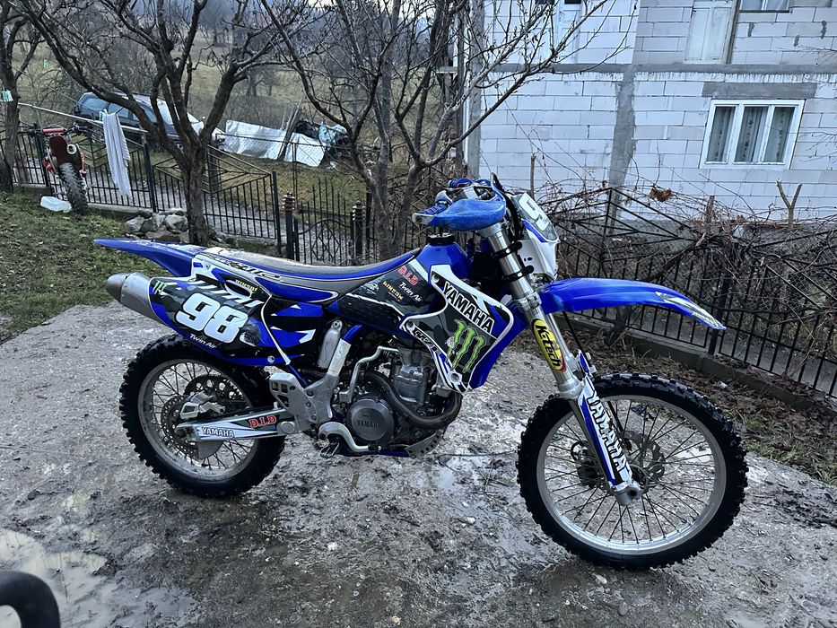 Vând Yamaha wrf 400