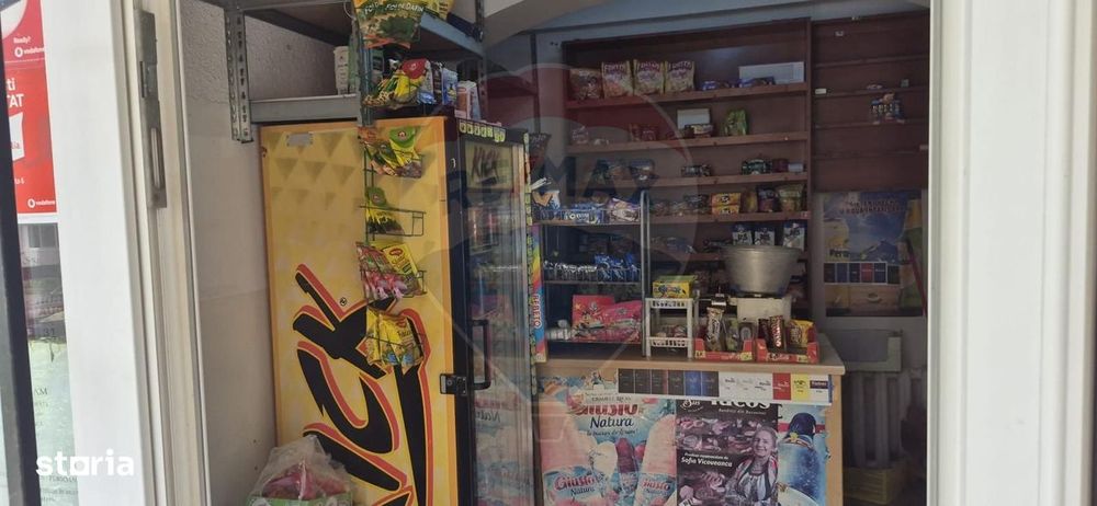 Spațiu comercial la parter