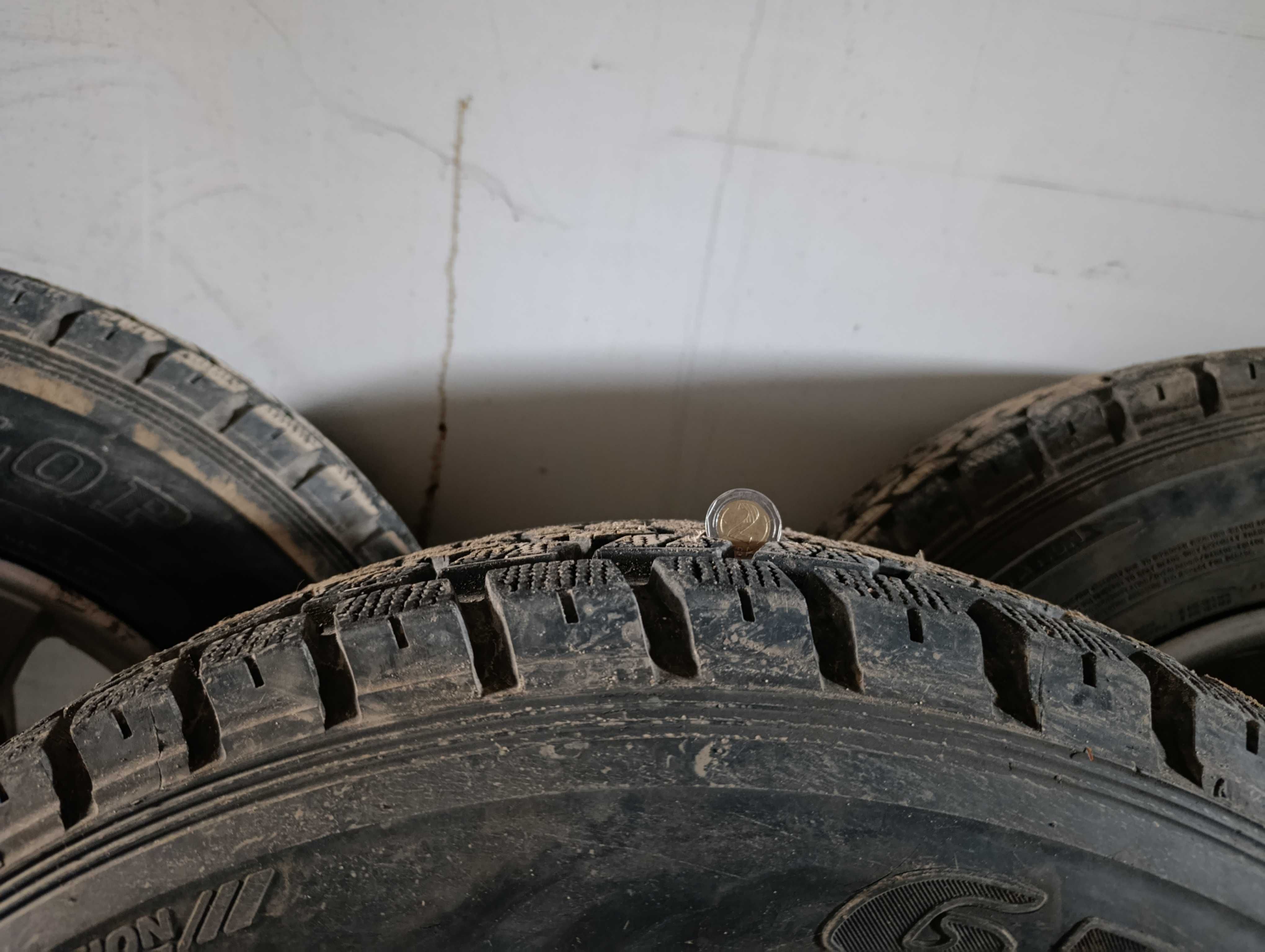 Продавам гуми с джанти