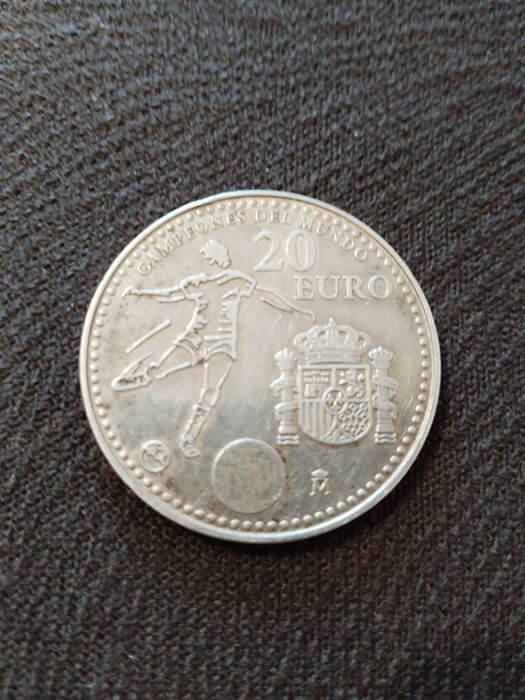 Монета 20 EURO JOAN CARLOS I Y Sofia