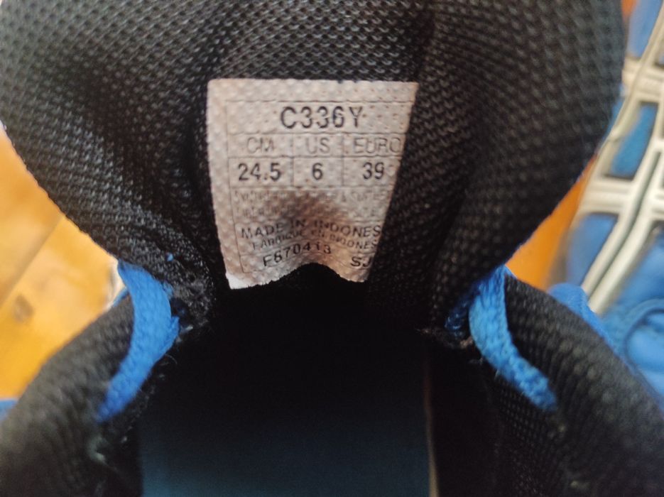 Кожени маратонки Asics 39 номер