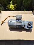 Motor cu reductor