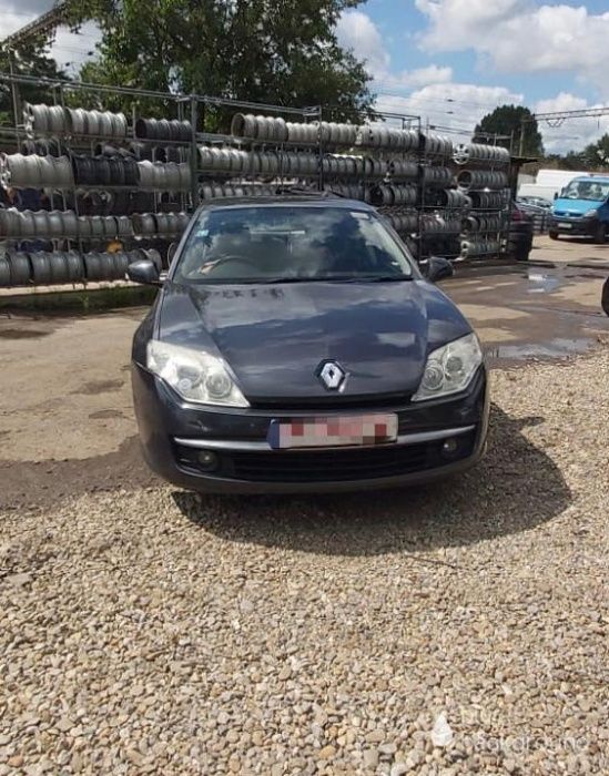 Dezmembrez Renault Laguna 3 berlina 2.0 D an 2009 cod motor M9R