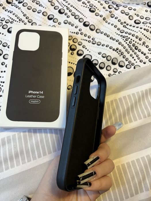 husa din piele Iphone 14 neagra originala