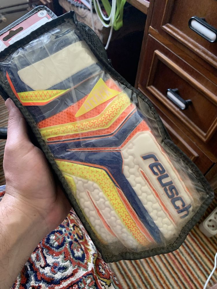 Manusi de portar Reusch