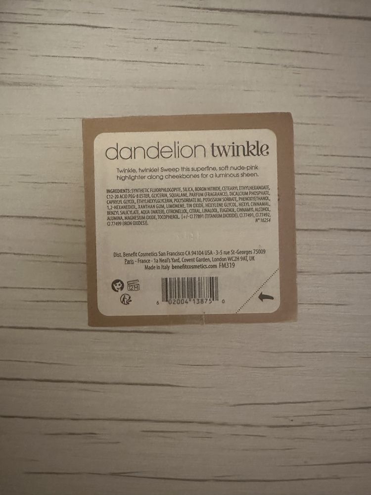 Benefit Dandelion Twinkle хайлайтър