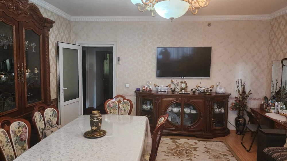 Продается квартира 3/4/9 75м2