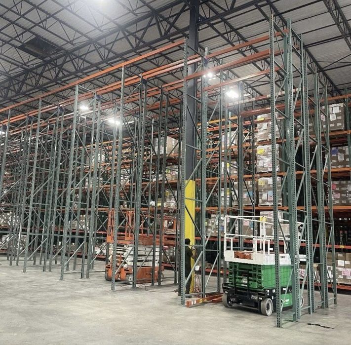 Rafturi metalice industriale