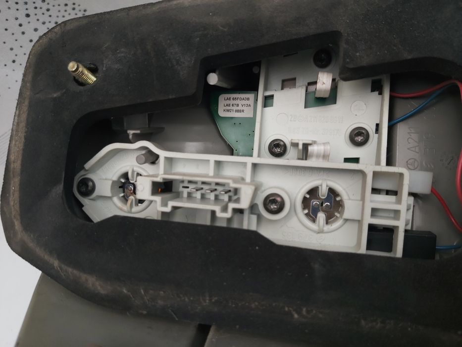 Стоп мерцедес W211 комби Mercedes W211