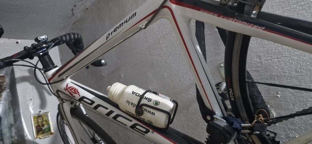 Vand bicicleta f puțin utilizata