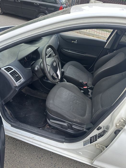 Vand/ Schimb Hyundai i20, 2012, 1.4crdi, inmatr.ro