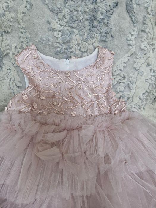 Детское платье на праздники
