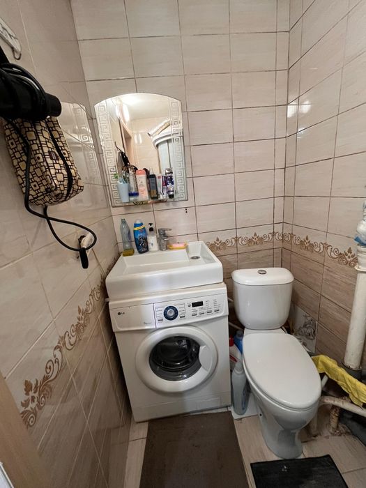 Продается 1,5. Цена: 8,5 млн. Подходит под ипотеку. 7/9