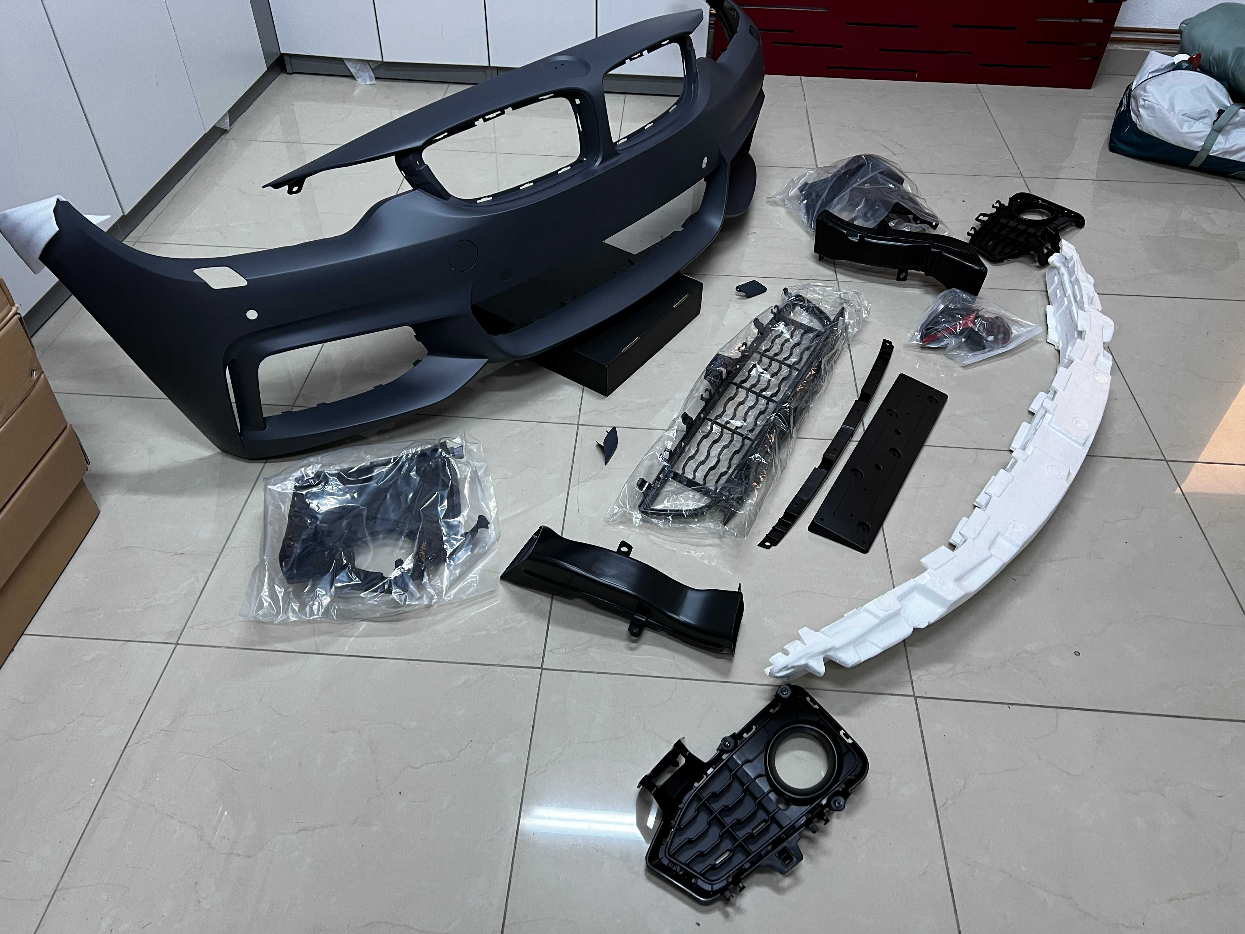 Suport Proiector BMW Seria 4 F32 F33 F36 Mtech Mpaket Stanga
