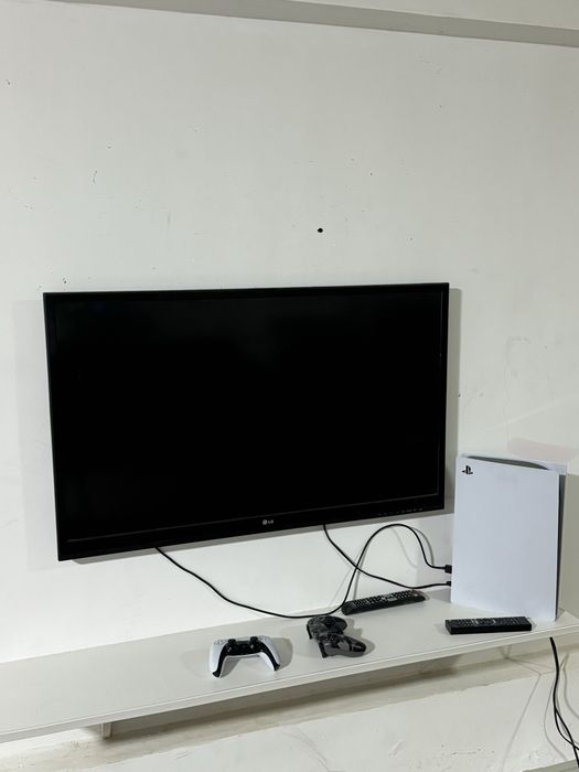 Телевизор LG и Самсунг