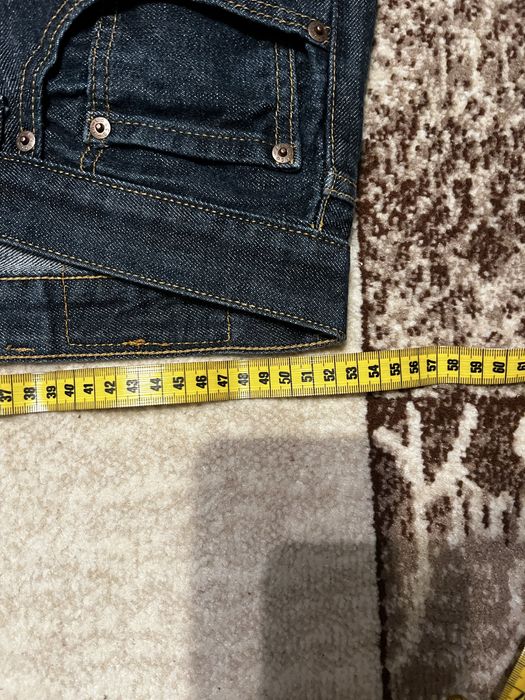 Blugi Levis din america Noi , cei cu nasturi , originali