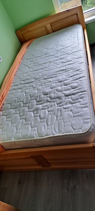 Единично дървено легло Чам