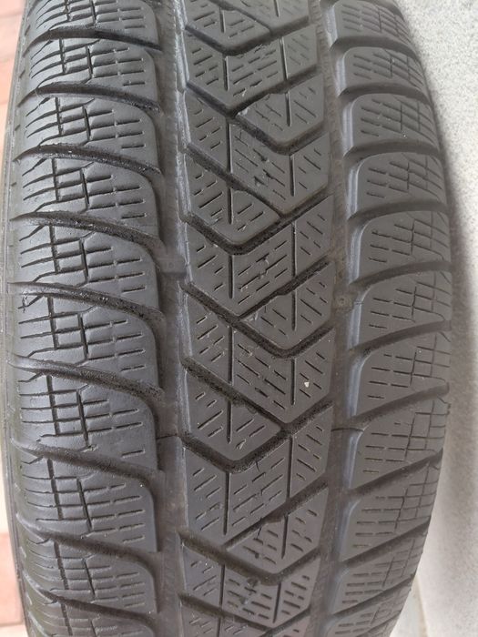 Vand 4 roţi R17 pentru SUV