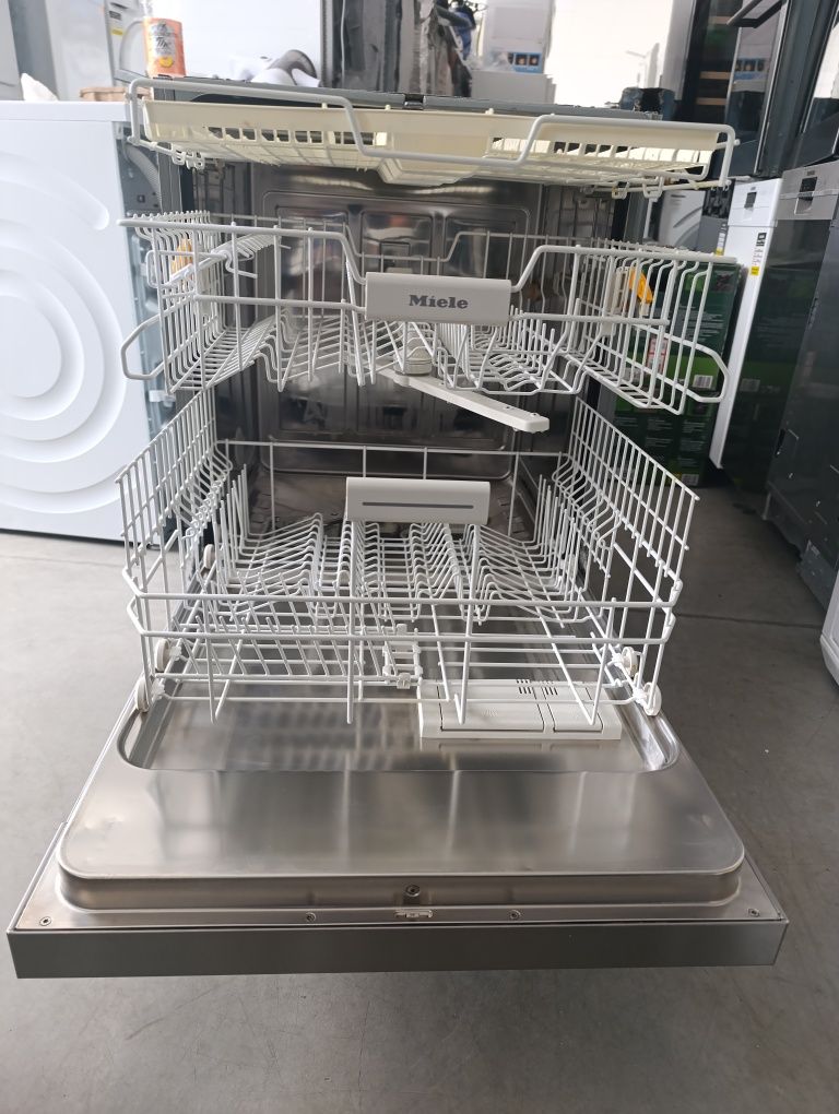 Съдомиялна Miele XXL