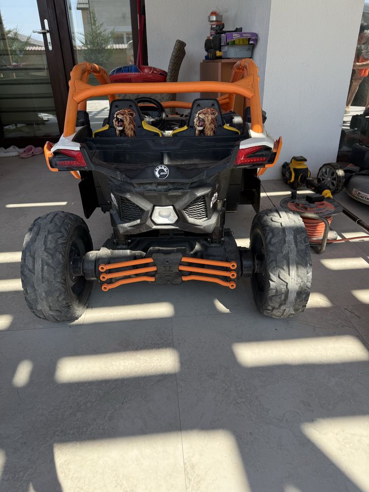 Masinuta electrica utv copiii can am