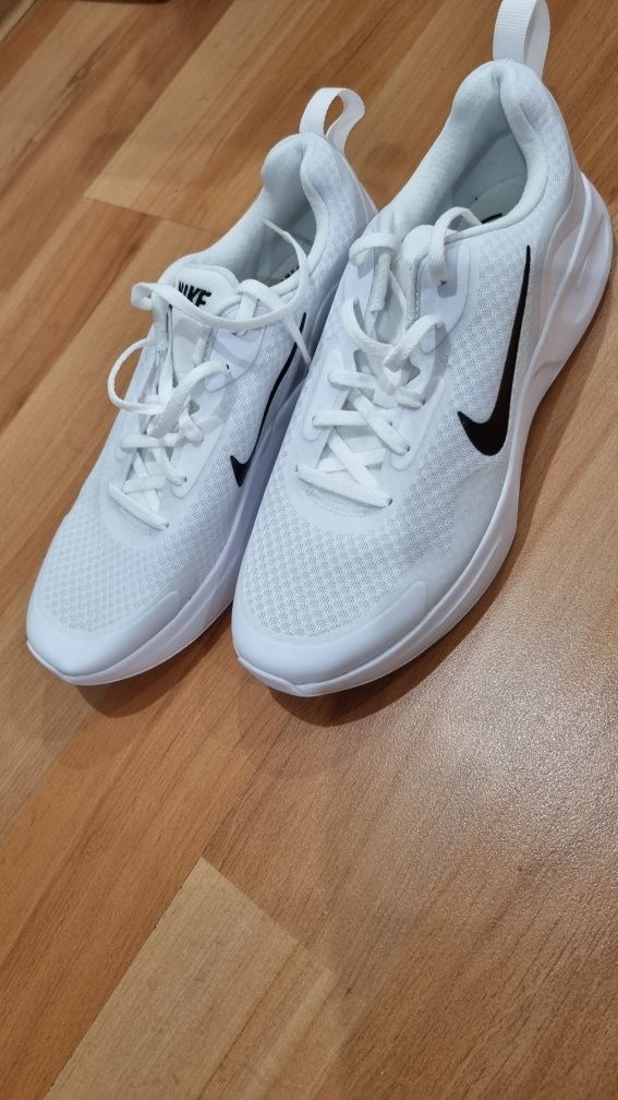 Мъжки маратонки нови Nike