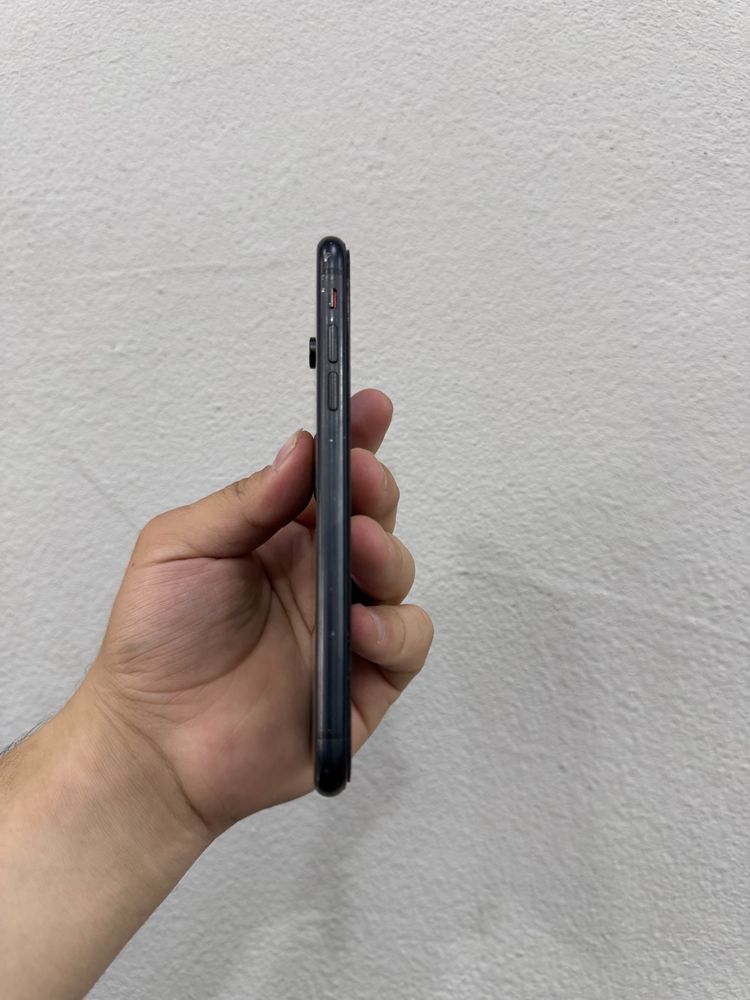 Iphone Xr 128gb naxtga va nasiyaga