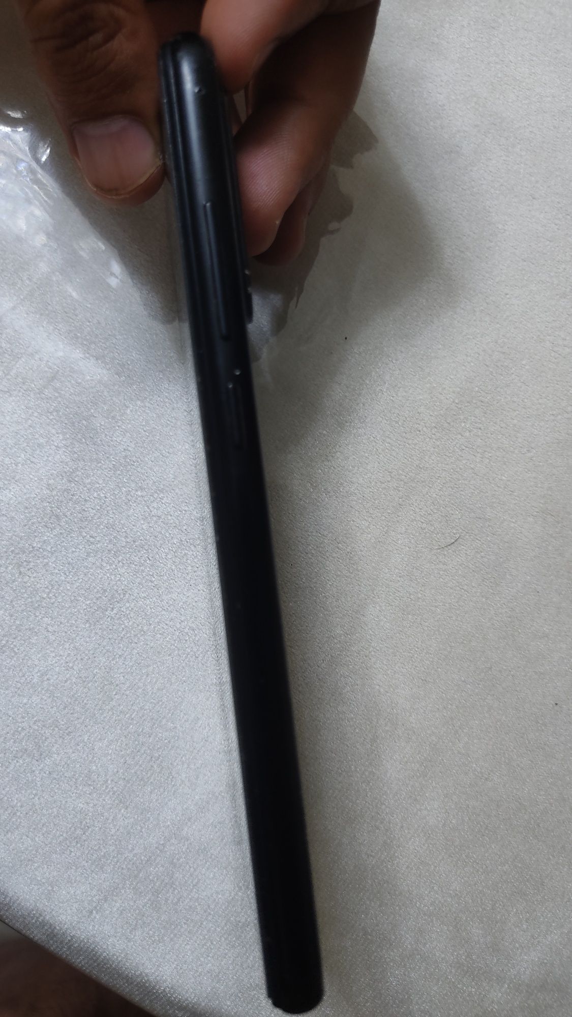 Redmi Note 8 4/64 Gb aybi yoq.