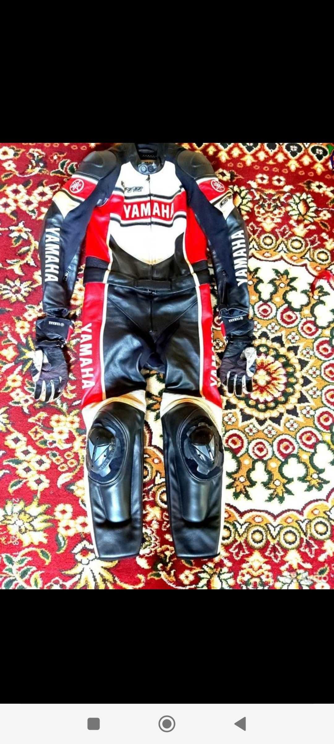 мотокомбинезон  Yamaha dainese 48(M)