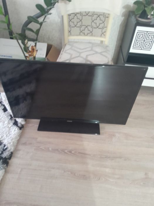 Телевизор Samsung оригинал