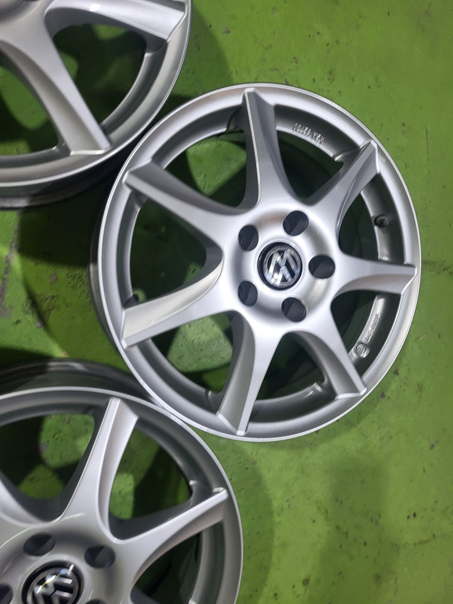 16 5x112 Vw Passat Touran Caddy Golf 5х112